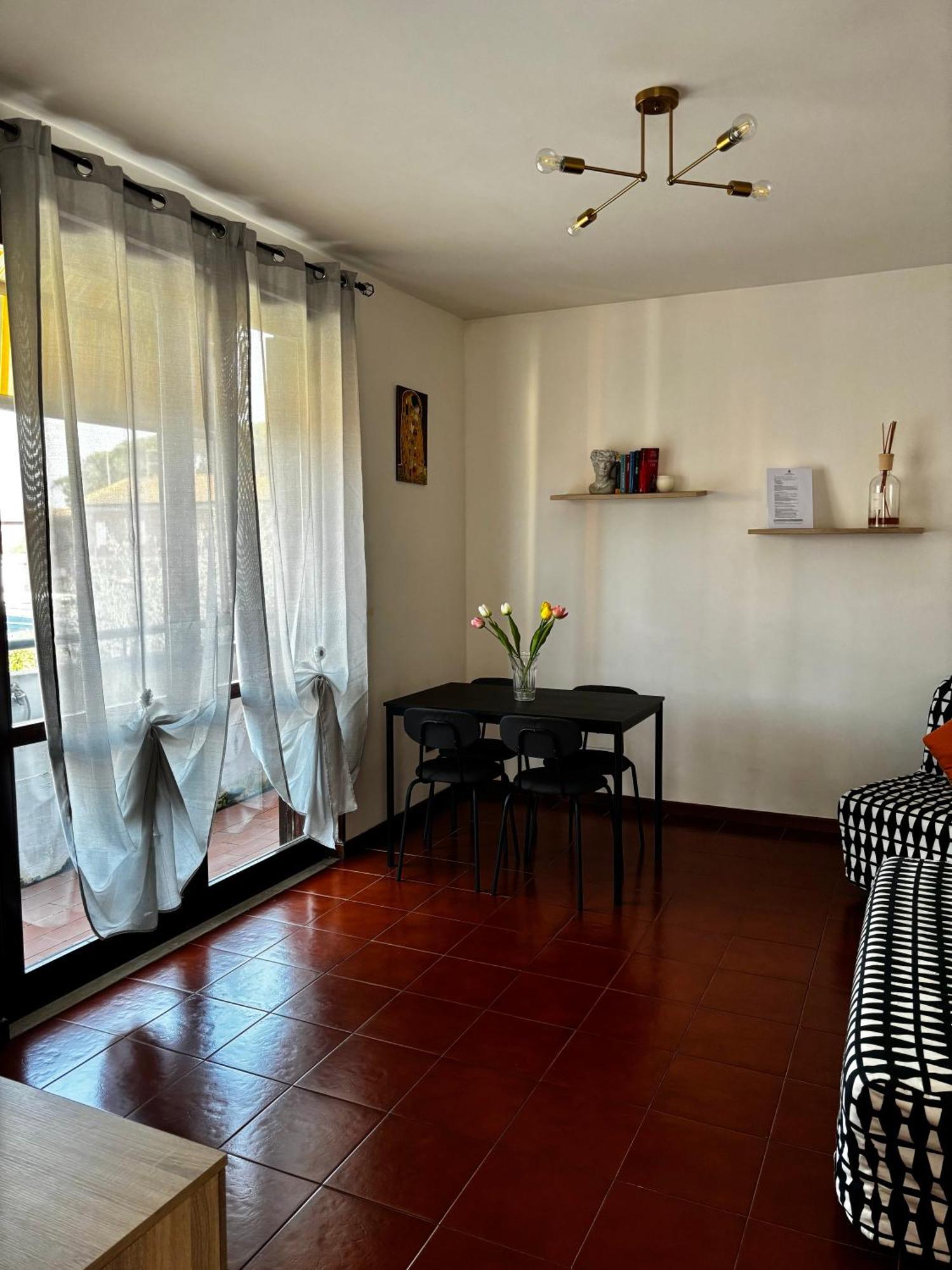 マッカレーゼLa Casa Di Jacopo A Fiumicinoアパートメント エクステリア 写真
